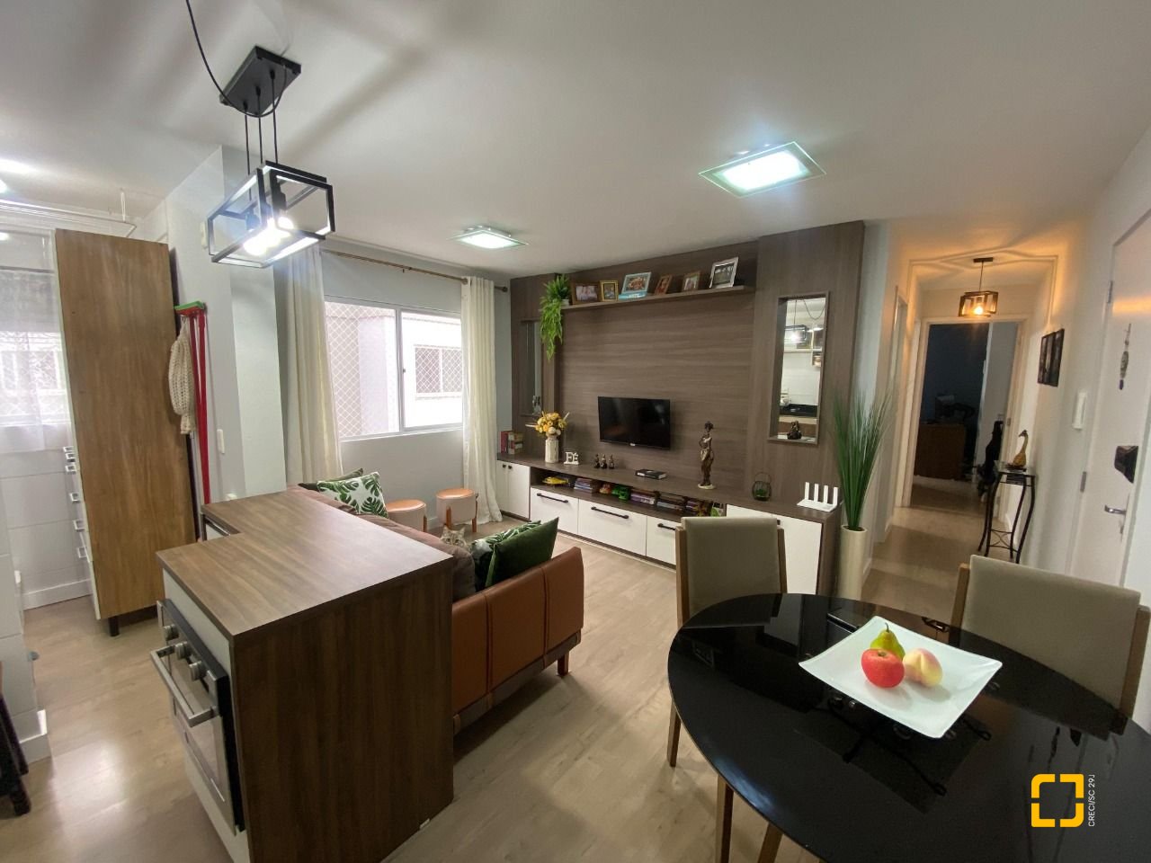 Apartamento com 55m², 2 quartos, 1 garagem, no bairro Potecas em São José