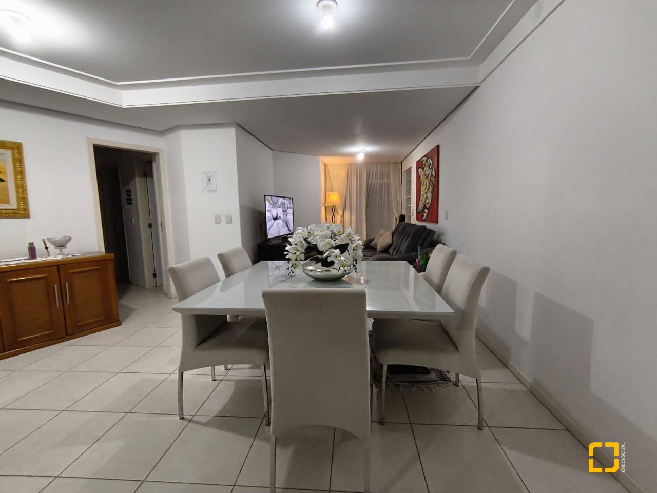 Apartamento com 107m², 4 quartos (sendo 1 suíte), 2 garagens, no bairro Itacorubi em Florianópolis