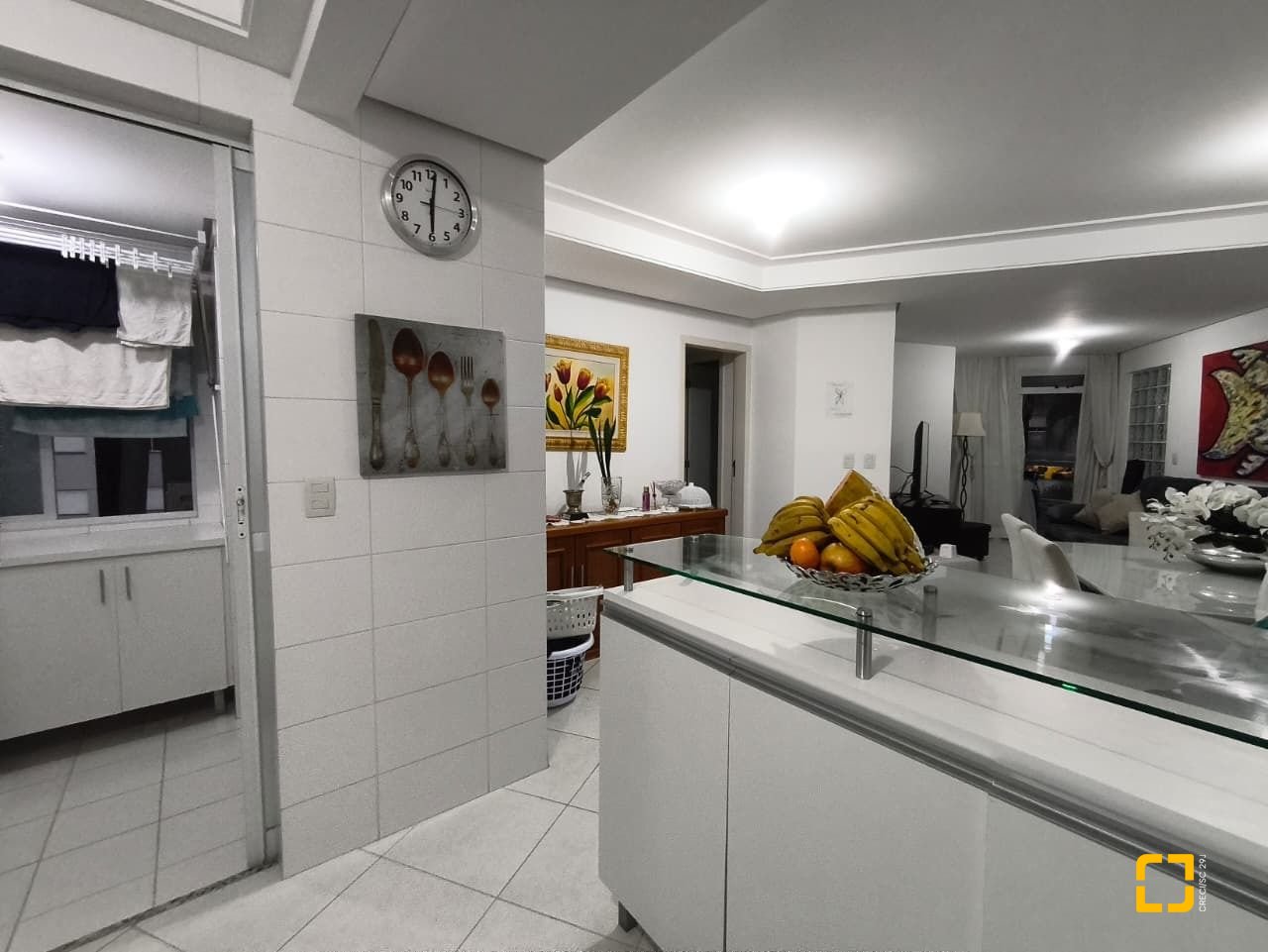 Apartamento com 107m², 4 quartos (sendo 1 suíte), 2 garagens, no bairro Itacorubi em Florianópolis