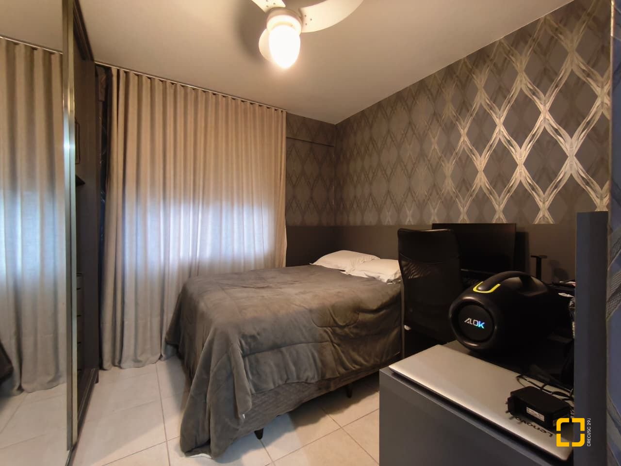 Apartamento com 107m², 4 quartos (sendo 1 suíte), 2 garagens, no bairro Itacorubi em Florianópolis