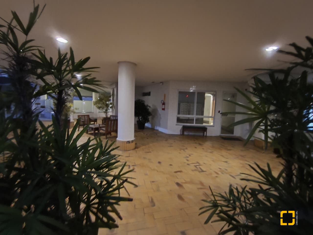 Apartamento com 107m², 4 quartos (sendo 1 suíte), 2 garagens, no bairro Itacorubi em Florianópolis