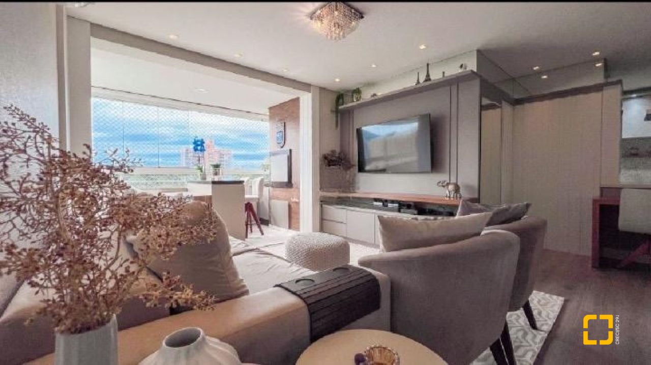 Apartamento com 123m², 4 quartos (sendo 1 suíte), 2 garagens, no bairro Itacorubi em Florianópolis