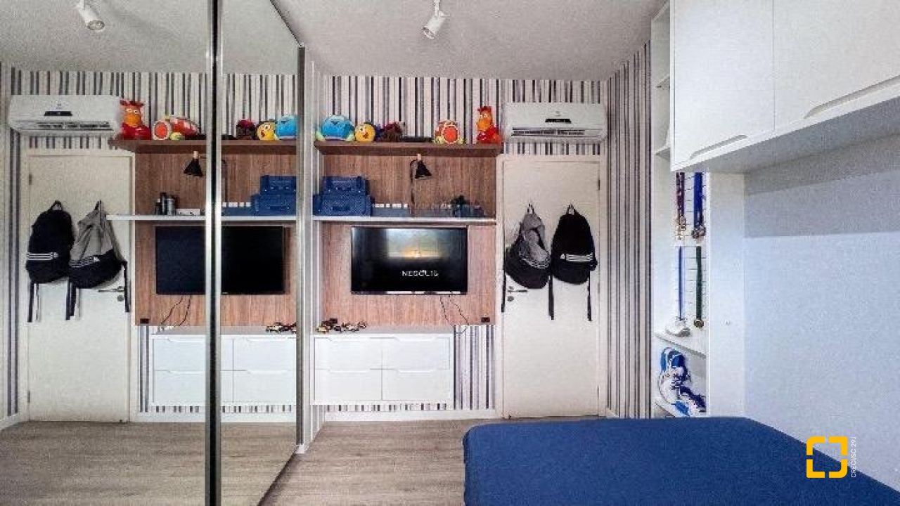 Apartamento com 123m², 4 quartos (sendo 1 suíte), 2 garagens, no bairro Itacorubi em Florianópolis