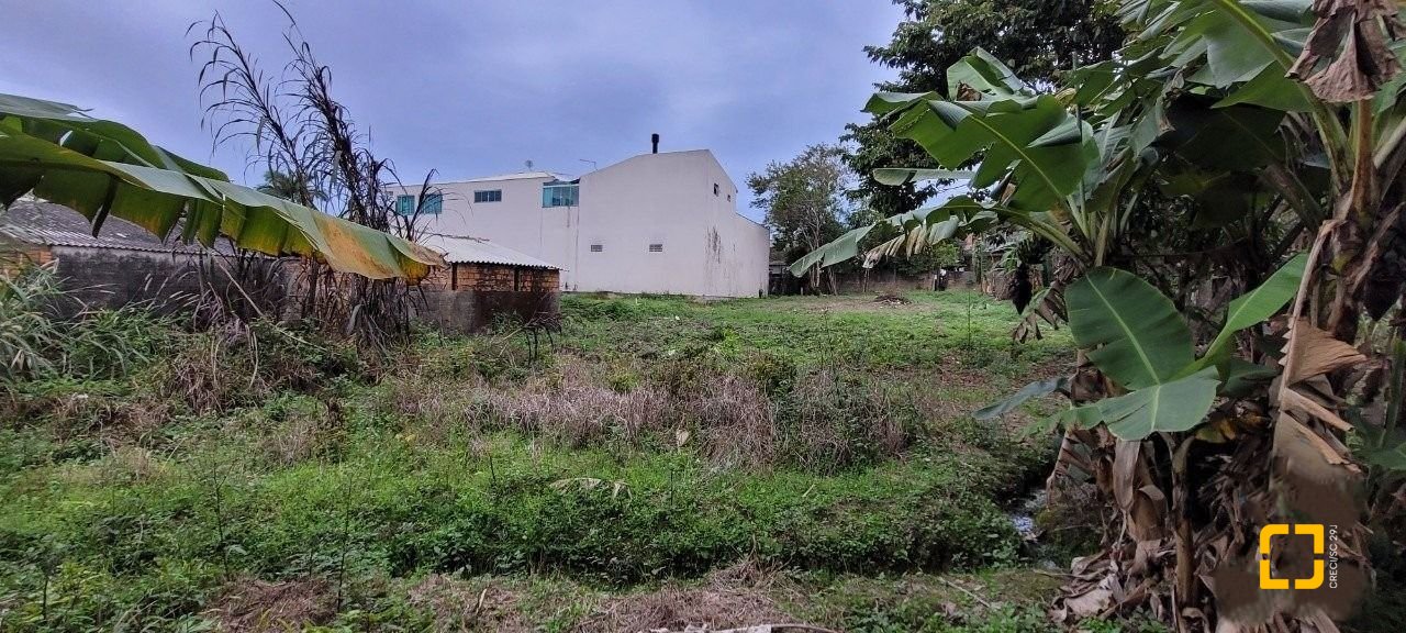 Terreno com 1451m², no bairro Bela Vista em Palhoça