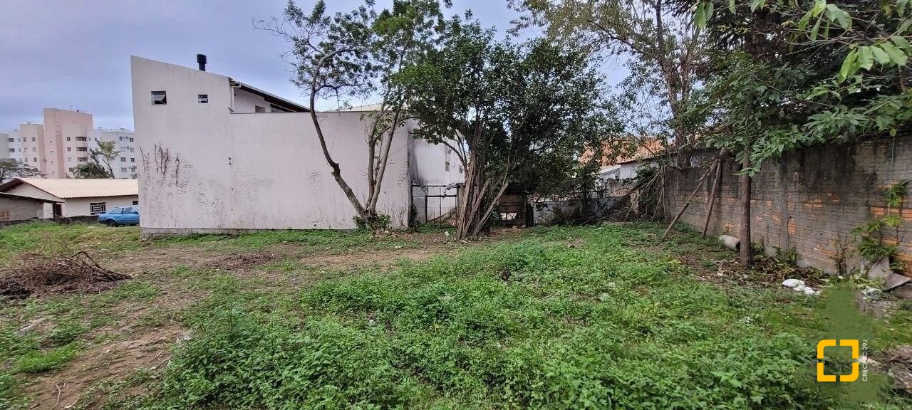 Terreno com 1451m², no bairro Bela Vista em Palhoça