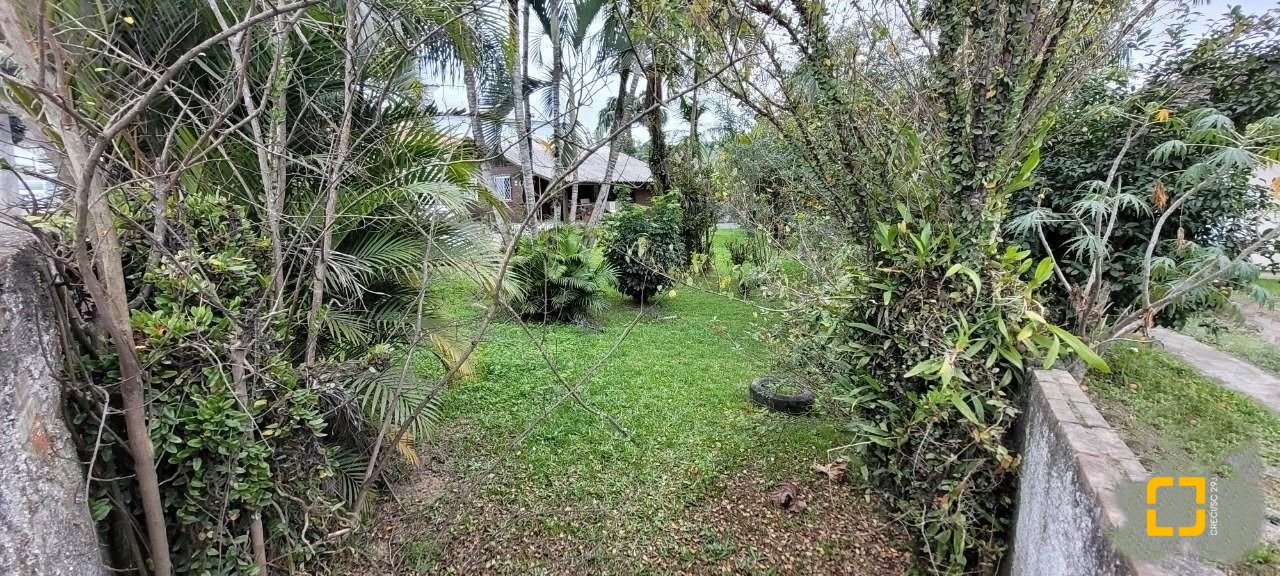 Terreno com 1451m², no bairro Bela Vista em Palhoça