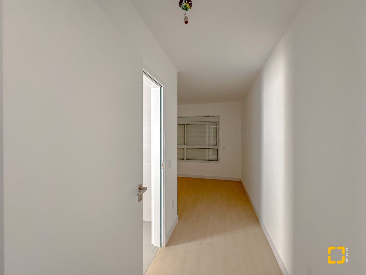 Apartamento com 79m², 3 quartos (sendo 1 suíte), 2 garagens, no bairro João Paulo em Florianópolis