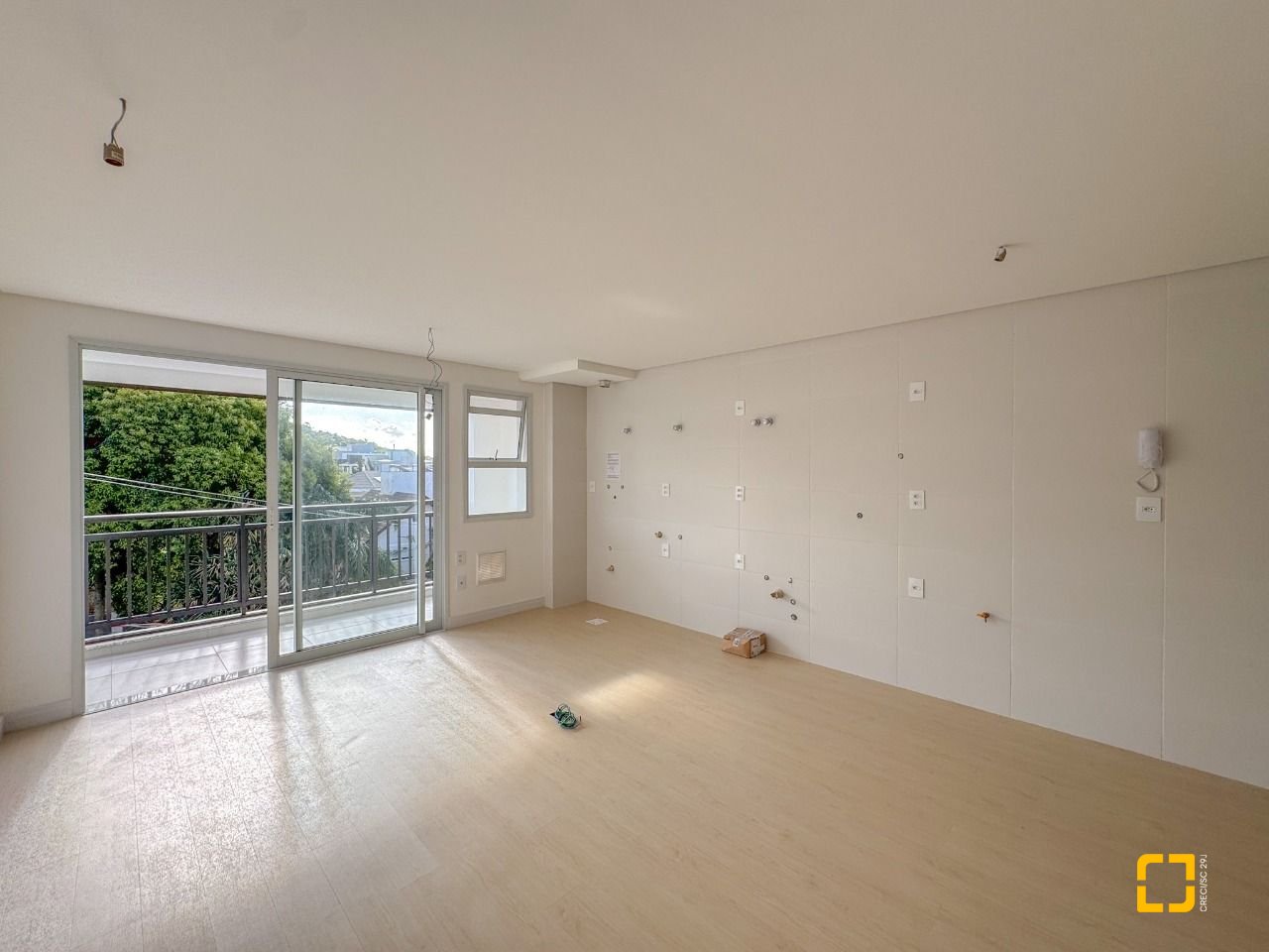 Apartamento com 80m², 4 quartos (sendo 2 suítes), 2 garagens, no bairro João Paulo em Florianópolis