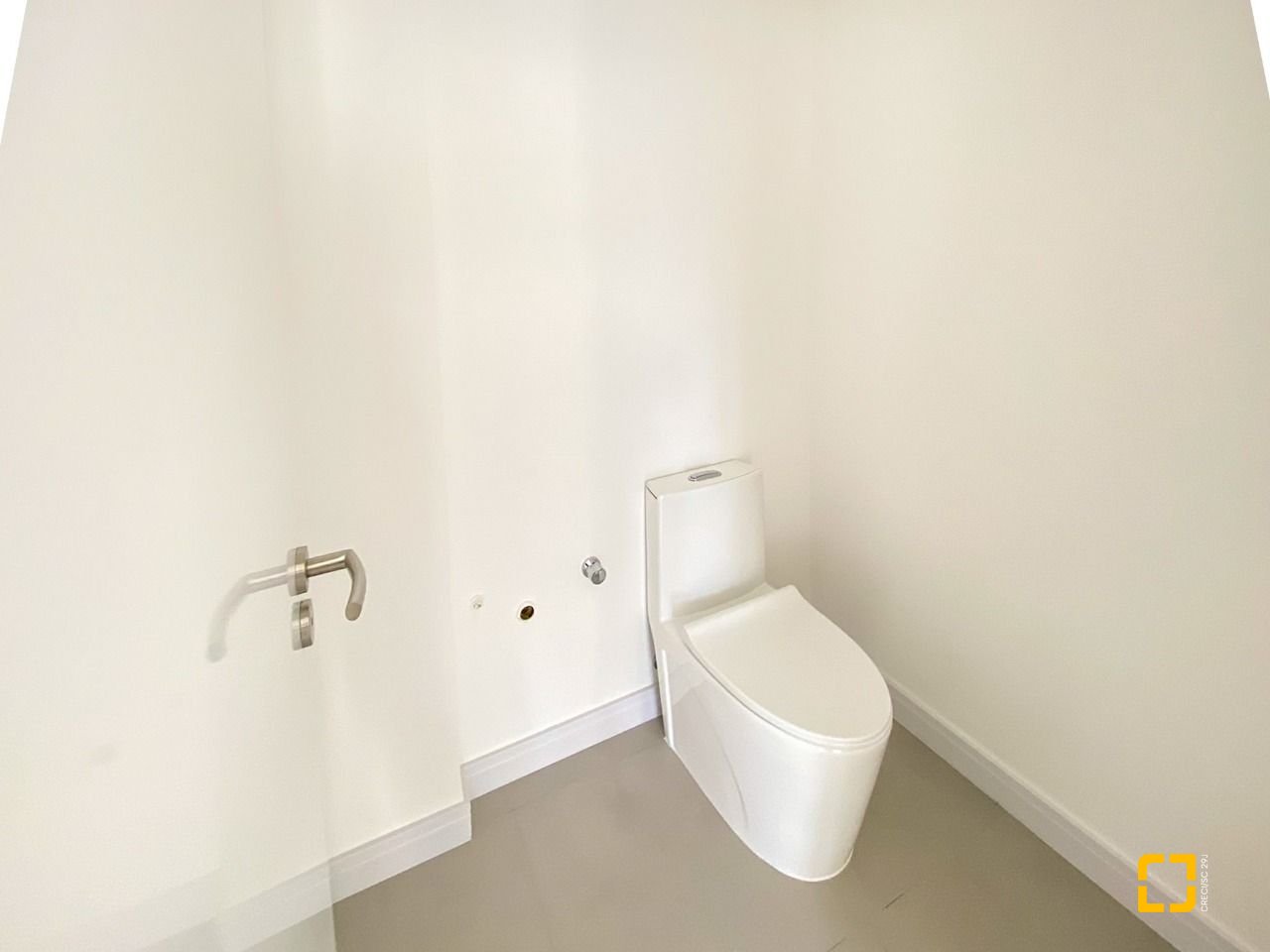 Apartamento com 80m², 4 quartos (sendo 2 suítes), 2 garagens, no bairro João Paulo em Florianópolis
