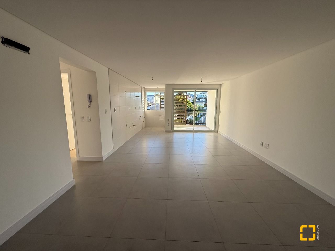 Apartamento com 122m², 5 quartos (sendo 2 suítes), 3 garagens, no bairro João Paulo em Florianópolis