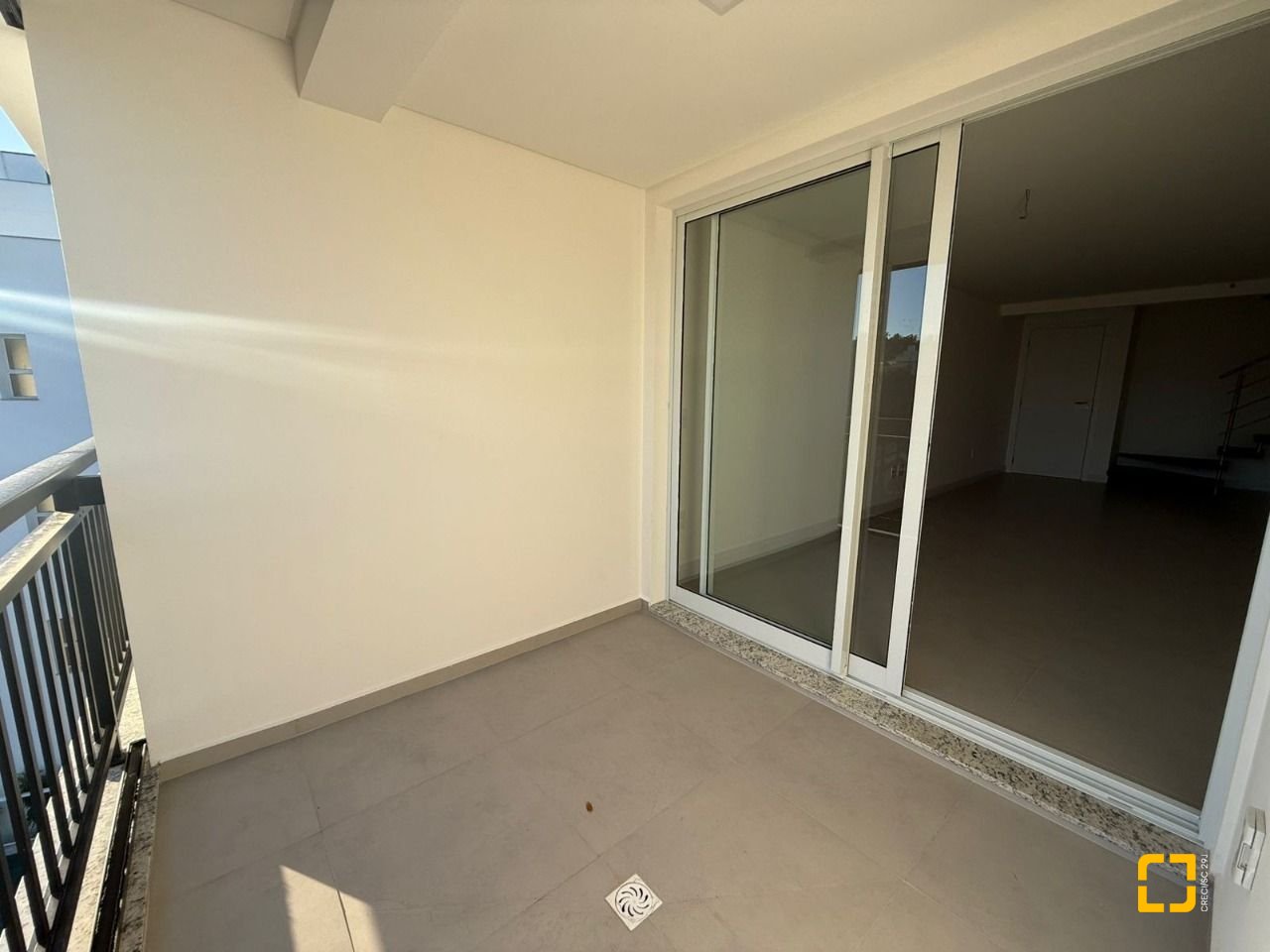 Apartamento com 122m², 5 quartos (sendo 2 suítes), 3 garagens, no bairro João Paulo em Florianópolis