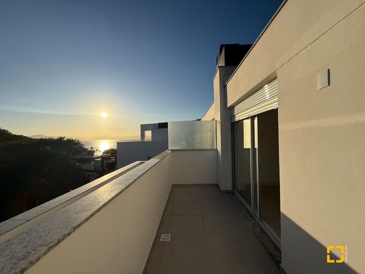 Apartamento com 122m², 5 quartos (sendo 2 suítes), 3 garagens, no bairro João Paulo em Florianópolis