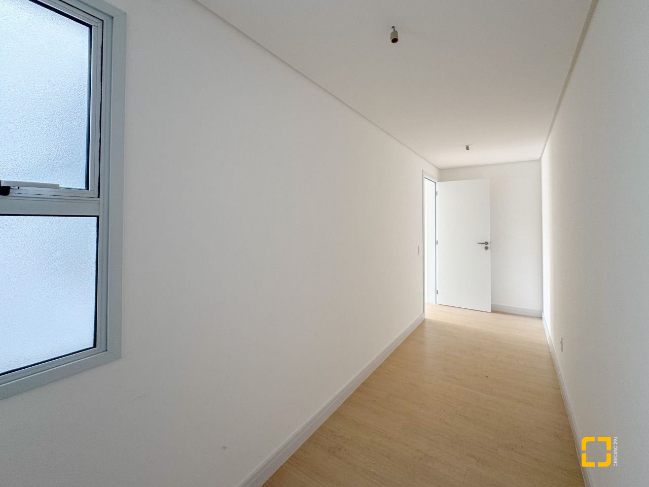 Apartamento com 100m², 2 quartos (sendo 1 suíte), 2 garagens, no bairro João Paulo em Florianópolis