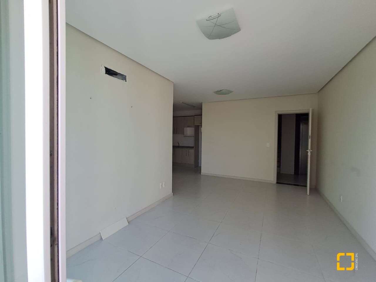 Apartamento com 143m², 4 quartos (sendo 1 suíte), 1 garagem, no bairro Cachoeira do Bom Jesus em Florianópolis