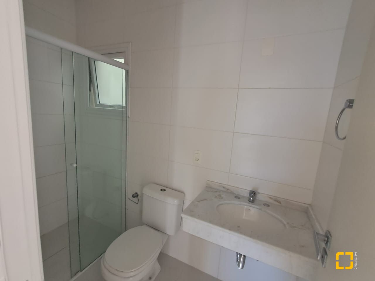 Apartamento com 143m², 4 quartos (sendo 1 suíte), 1 garagem, no bairro Cachoeira do Bom Jesus em Florianópolis