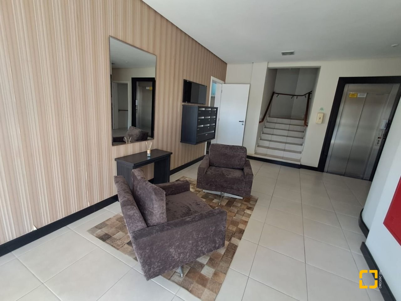 Apartamento com 143m², 4 quartos (sendo 1 suíte), 1 garagem, no bairro Cachoeira do Bom Jesus em Florianópolis