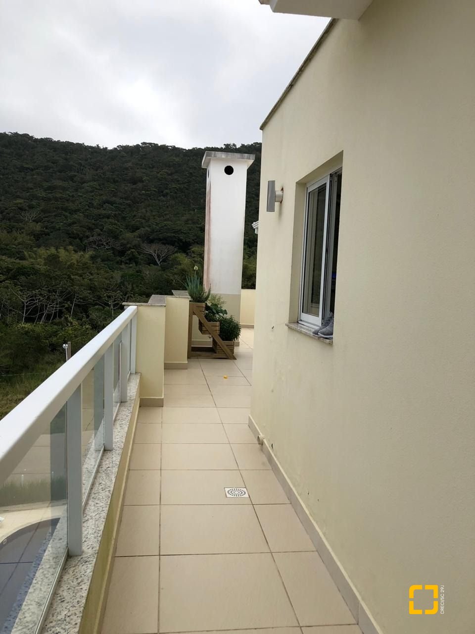 Cobertura com 197m², 6 quartos (sendo 2 suítes), 2 garagens, no bairro Ingleses em Florianópolis