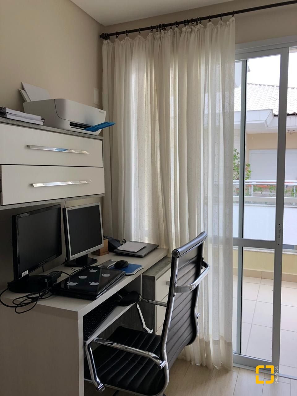 Cobertura com 197m², 6 quartos (sendo 2 suítes), 2 garagens, no bairro Ingleses em Florianópolis
