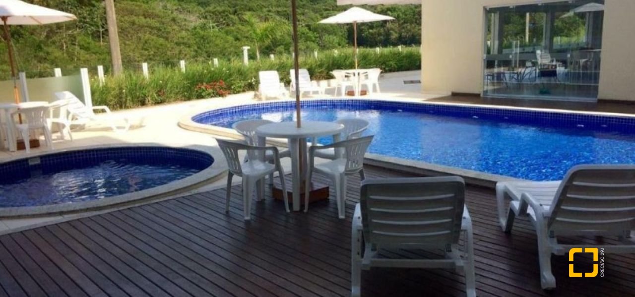 Cobertura com 197m², 6 quartos (sendo 2 suítes), 2 garagens, no bairro Ingleses em Florianópolis