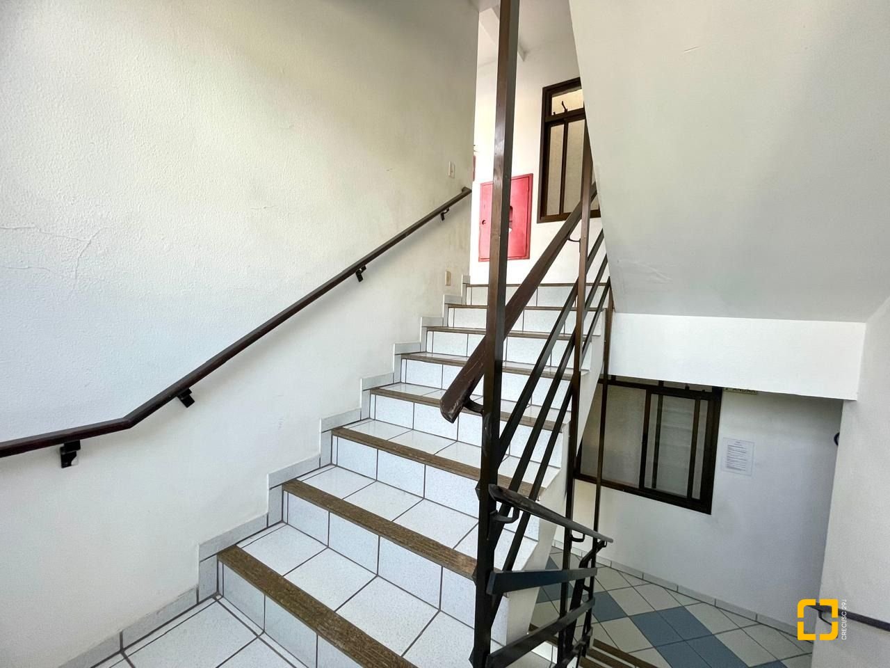Apartamento com 69m², 2 quartos, 1 garagem, no bairro Canasvieiras em Florianópolis