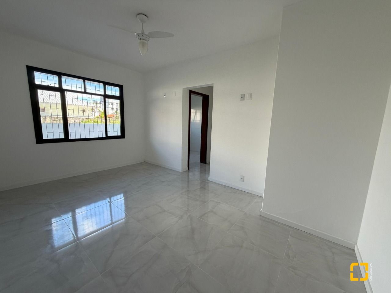 Apartamento com 69m², 2 quartos, 1 garagem, no bairro Canasvieiras em Florianópolis