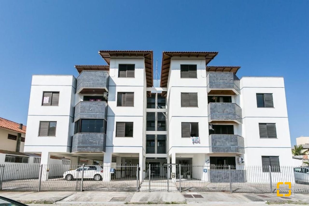 Apartamento com 69m², 2 quartos, 1 garagem, no bairro Canasvieiras em Florianópolis
