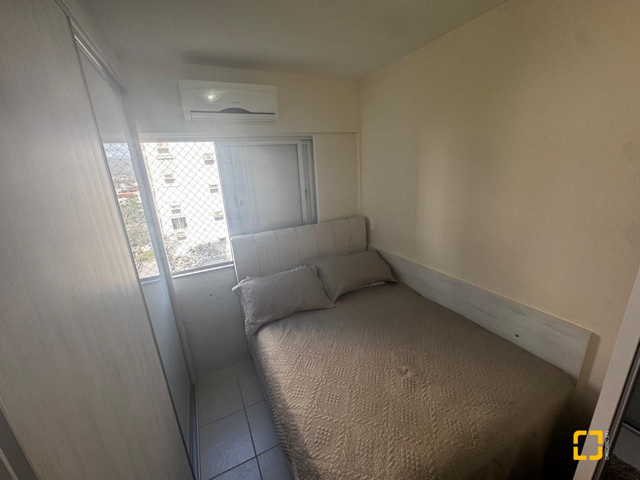 Apartamento com 69m², 3 quartos (sendo 1 suíte), 1 garagem, no bairro João Paulo em Florianópolis