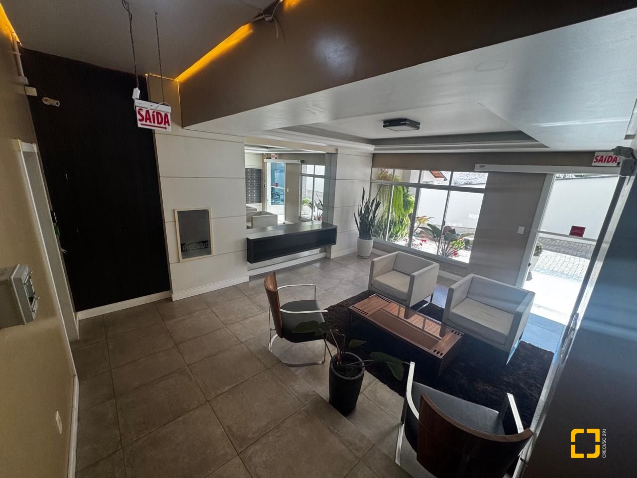 Apartamento com 69m², 3 quartos (sendo 1 suíte), 1 garagem, no bairro João Paulo em Florianópolis