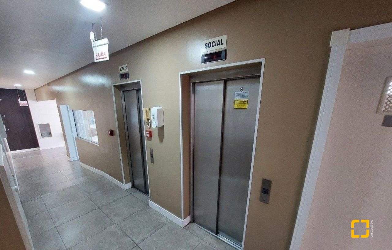 Apartamento com 69m², 3 quartos (sendo 1 suíte), 1 garagem, no bairro João Paulo em Florianópolis
