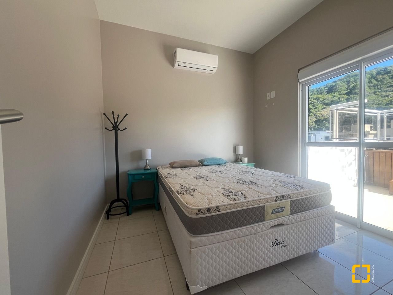 Cobertura com 128m², 5 quartos (sendo 1 suíte), 1 garagem, no bairro Canasvieiras em Florianópolis