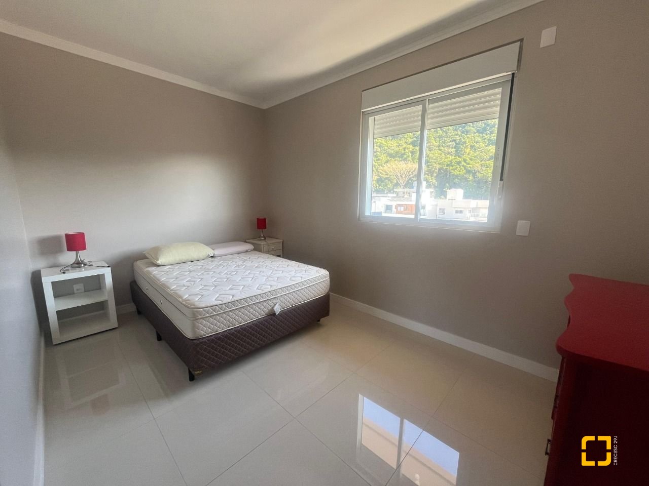Cobertura com 128m², 5 quartos (sendo 1 suíte), 1 garagem, no bairro Canasvieiras em Florianópolis