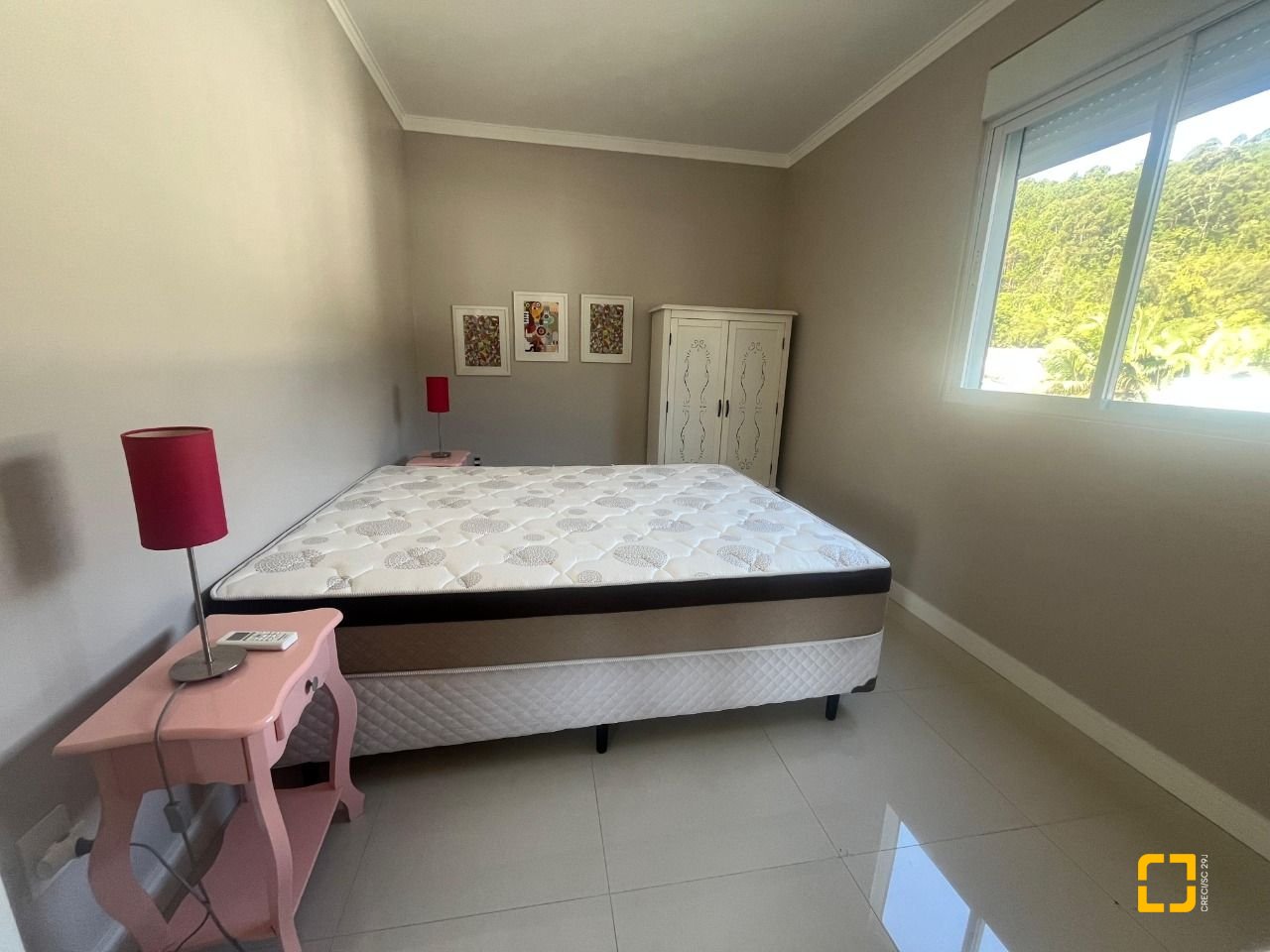 Cobertura com 128m², 5 quartos (sendo 1 suíte), 1 garagem, no bairro Canasvieiras em Florianópolis