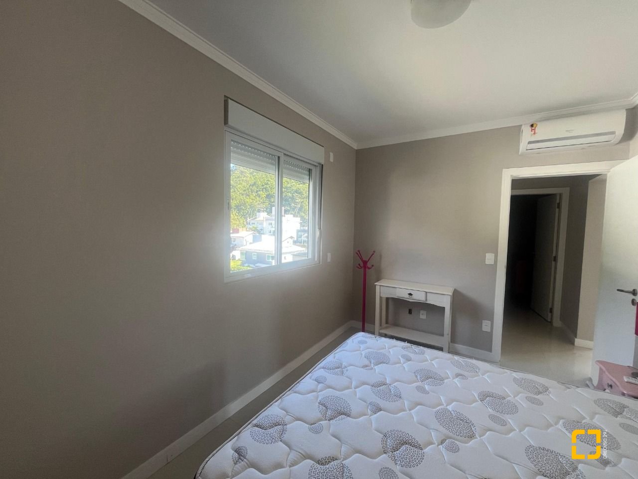 Cobertura com 128m², 5 quartos (sendo 1 suíte), 1 garagem, no bairro Canasvieiras em Florianópolis
