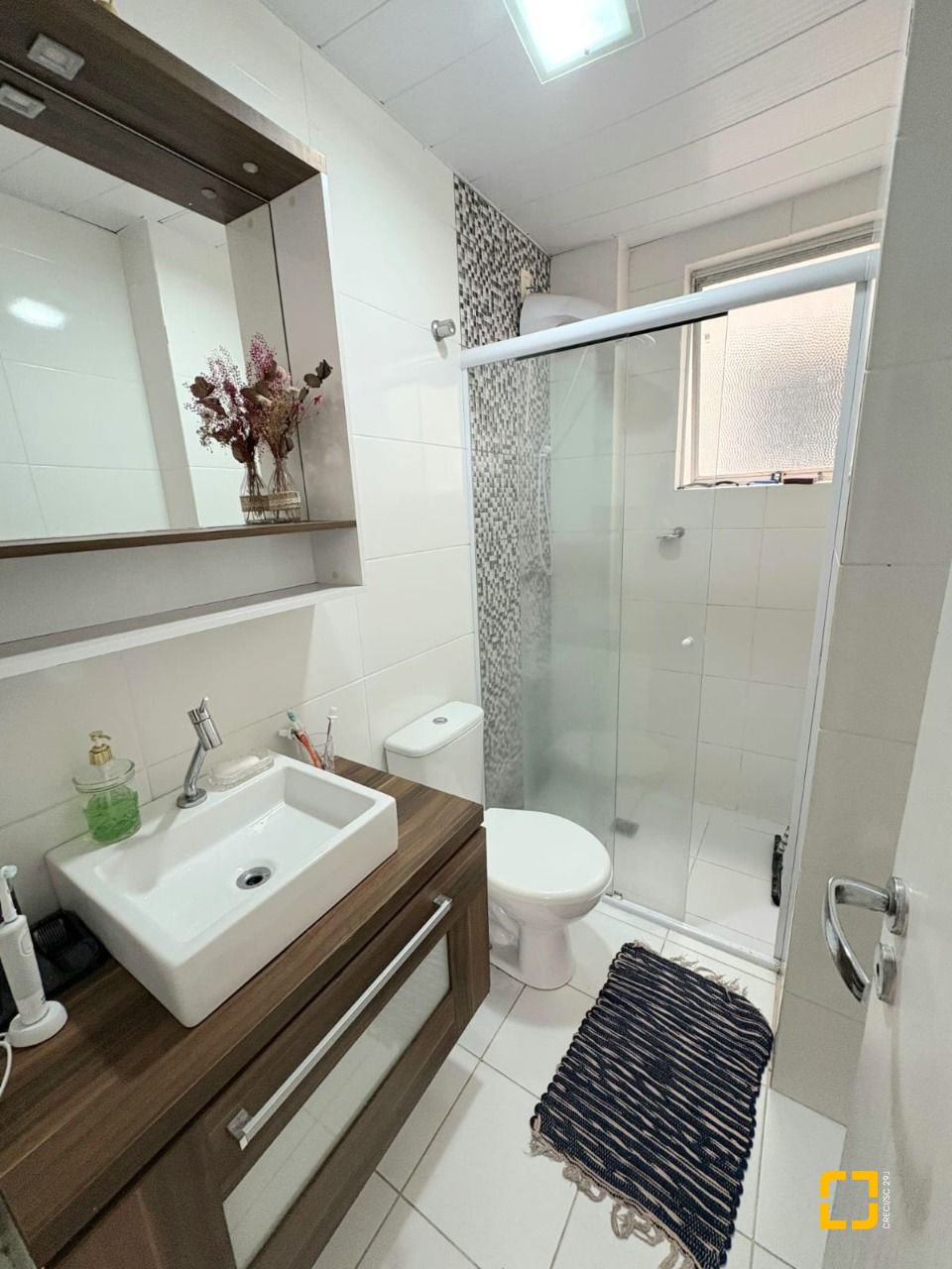 Apartamento com 69m², 3 quartos, no bairro Campinas em São José