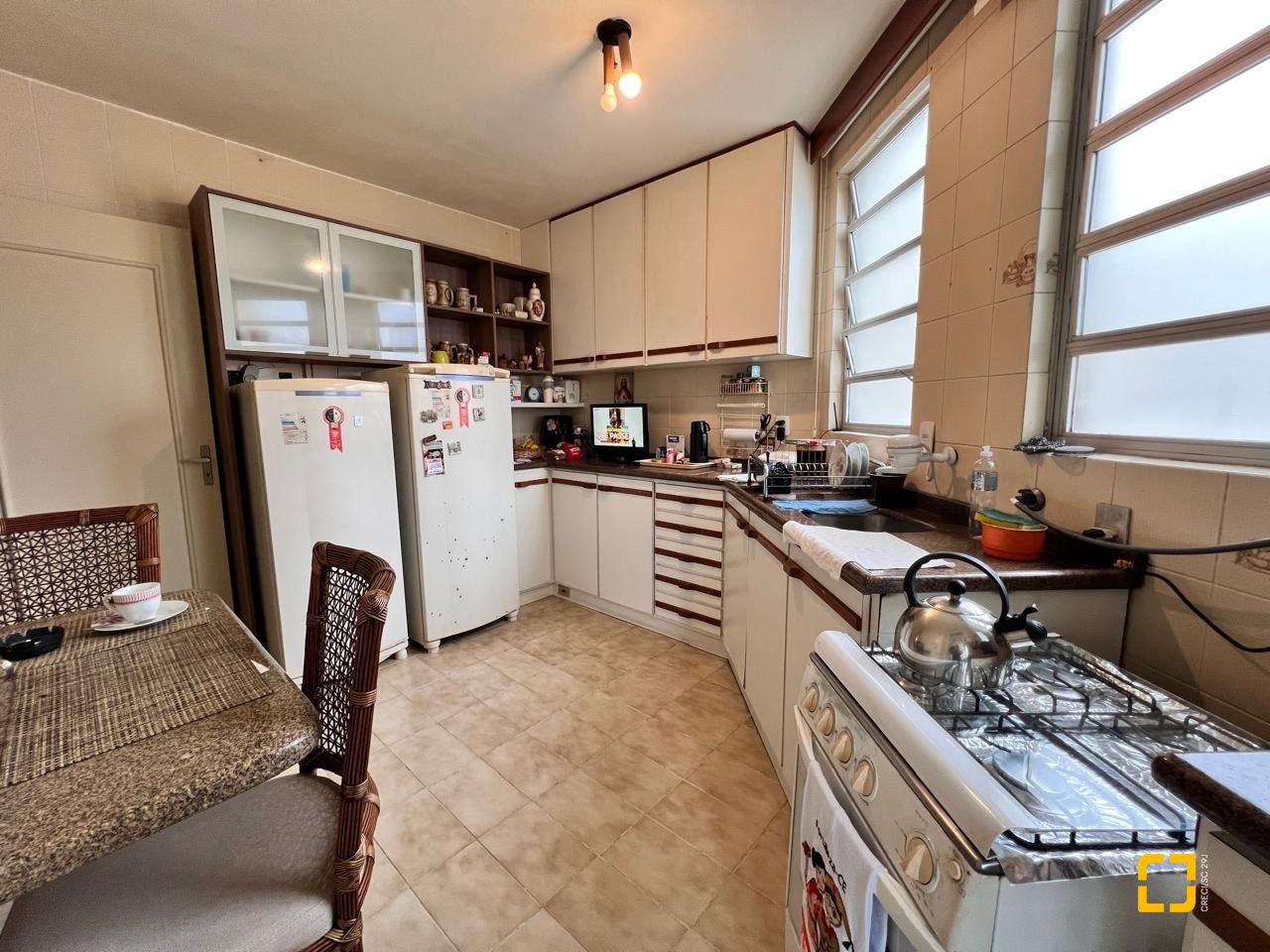 Cobertura com 176m², 4 quartos (sendo 1 suíte), 2 garagens, no bairro Trindade em Florianópolis