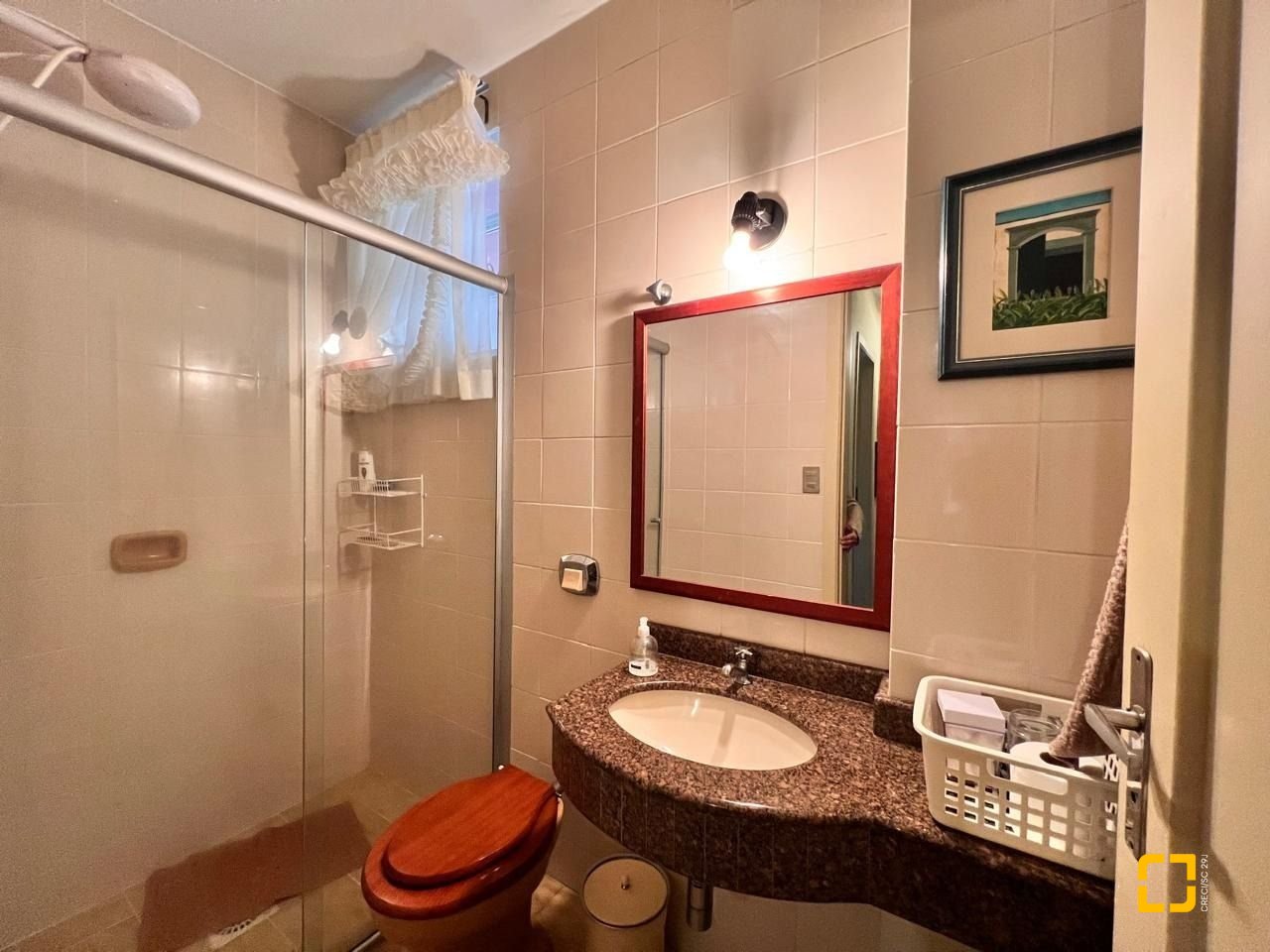 Cobertura com 176m², 4 quartos (sendo 1 suíte), 2 garagens, no bairro Trindade em Florianópolis