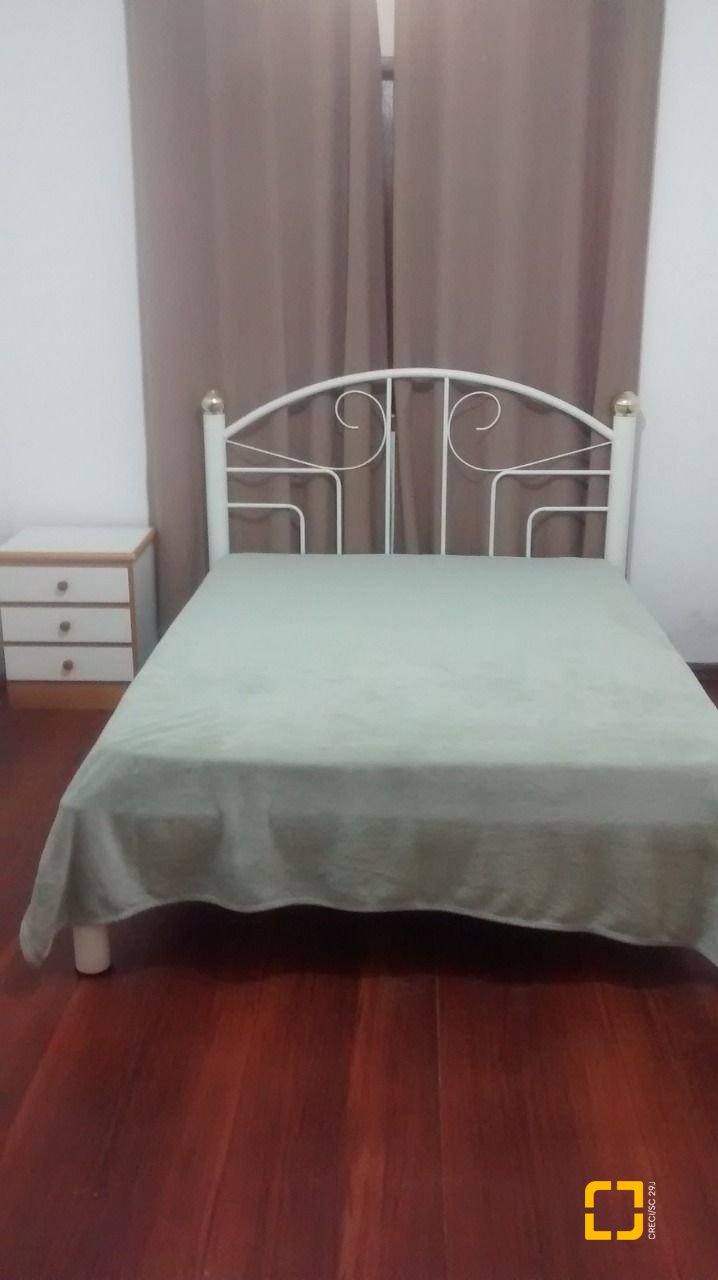 Casa com 400m², 10 quartos (sendo 3 suítes), 5 garagens, no bairro Canasvieiras em Florianópolis