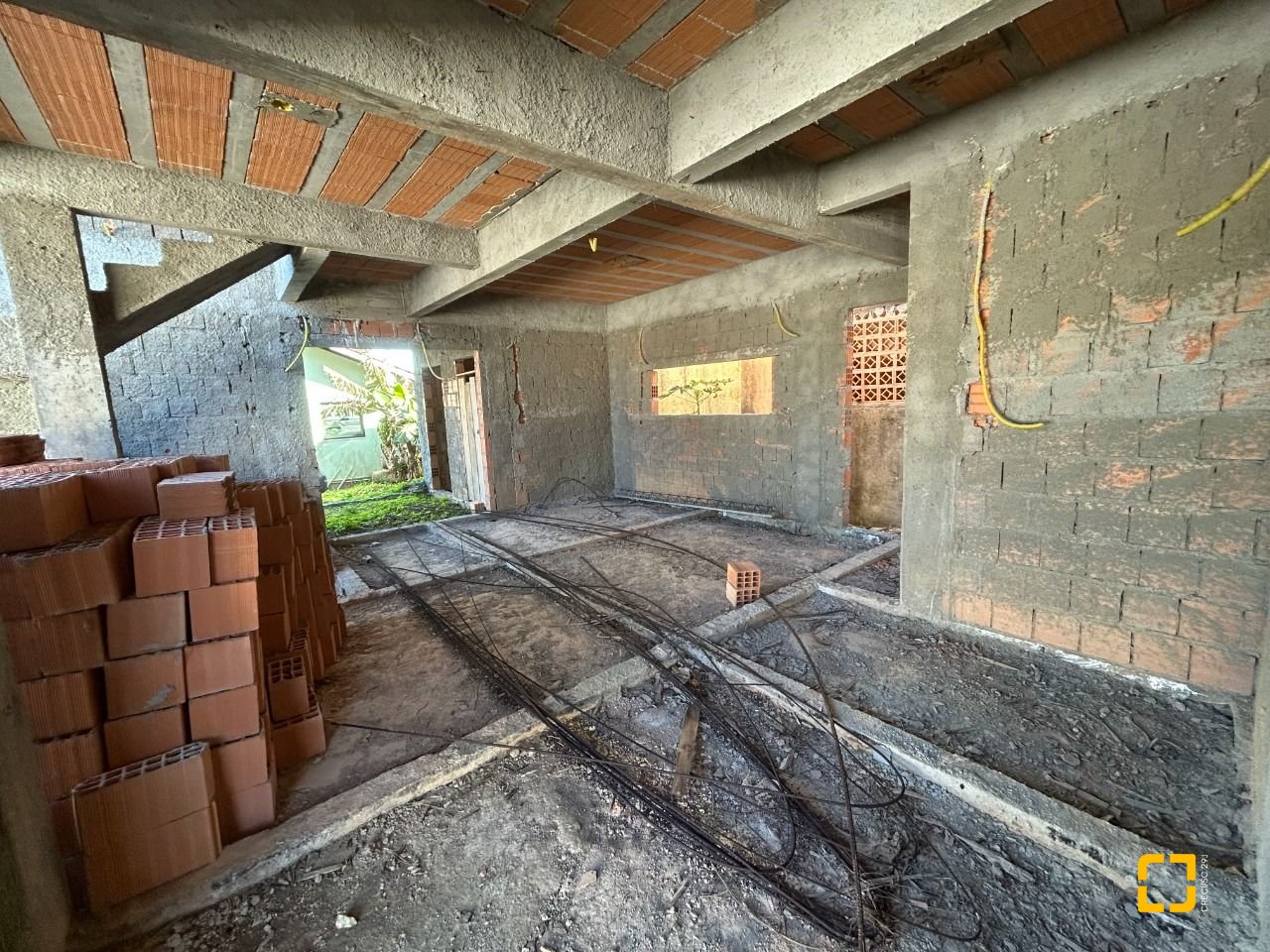 Terreno com 200m², no bairro Armação do Pântano do Sul em Florianópolis