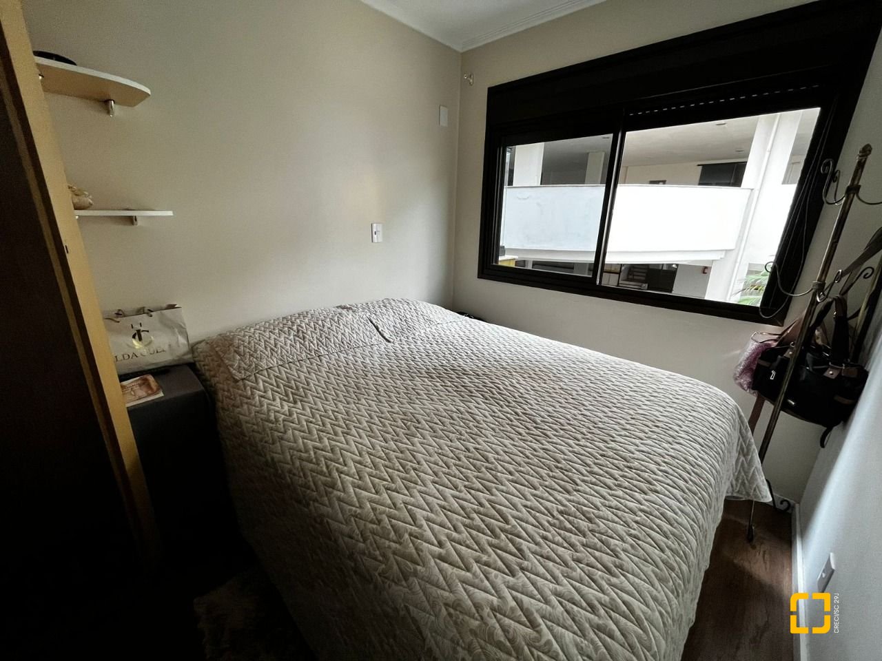 Apartamento com 56m², 1 quarto, 1 garagem, no bairro Jurerê em Florianópolis