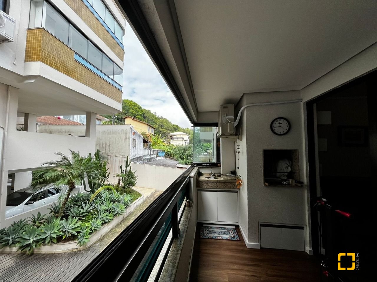 Apartamento com 56m², 1 quarto, 1 garagem, no bairro Jurerê em Florianópolis
