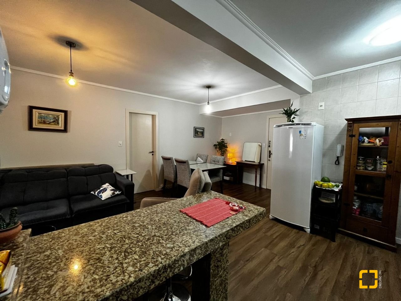 Apartamento com 56m², 1 quarto, 1 garagem, no bairro Jurerê em Florianópolis