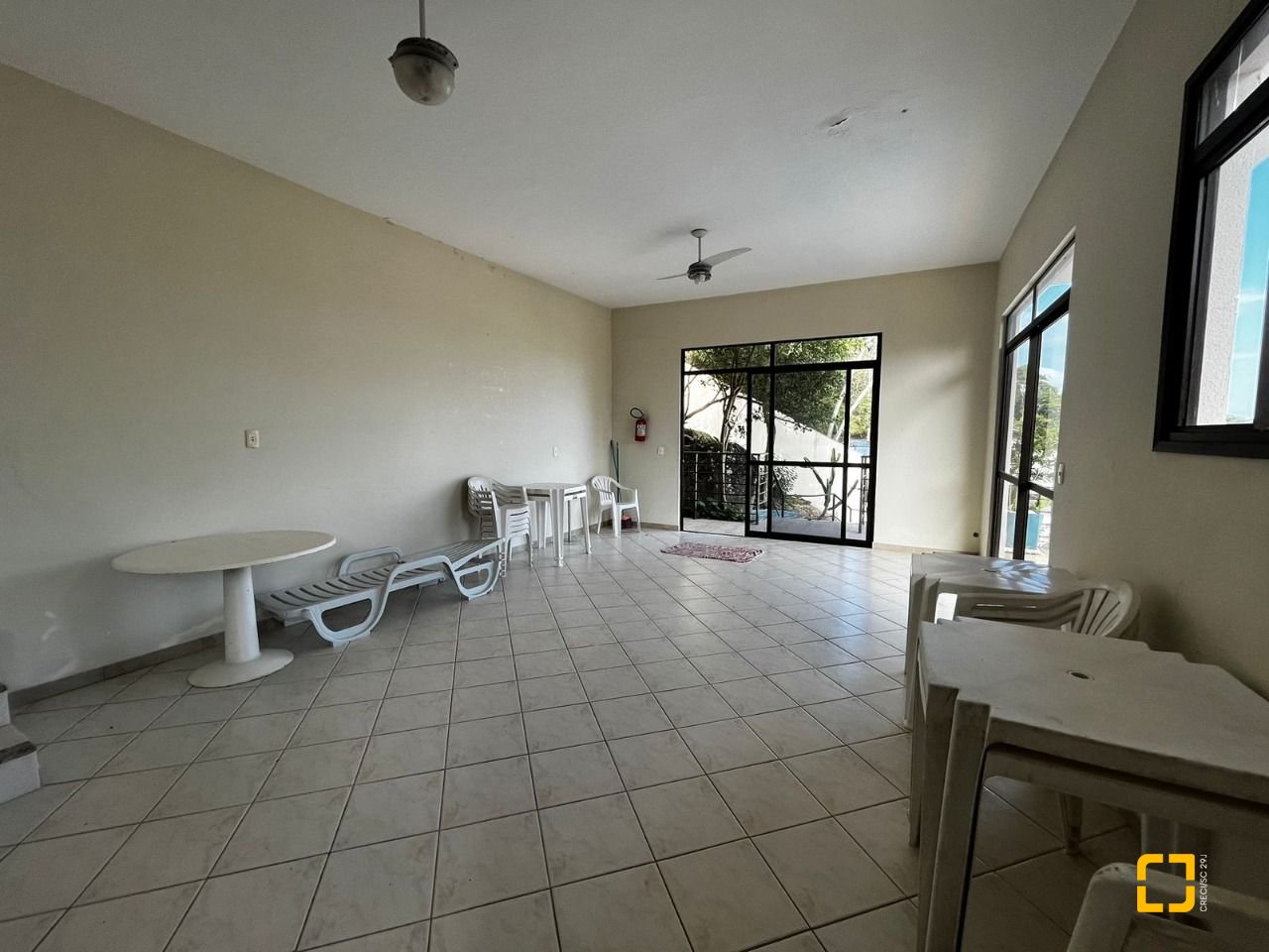 Apartamento com 56m², 1 quarto, 1 garagem, no bairro Jurerê em Florianópolis