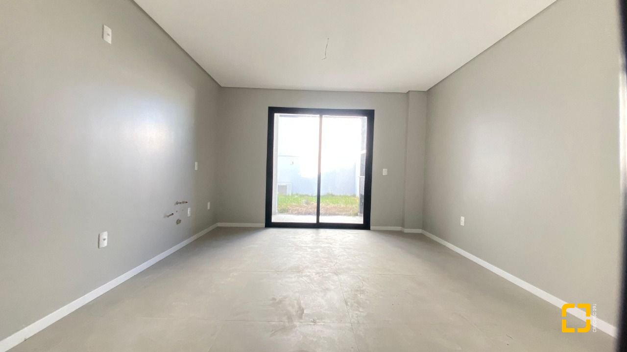 Casa com 100m², 4 quartos (sendo 1 suíte), 1 garagem, no bairro Ingleses em Florianópolis