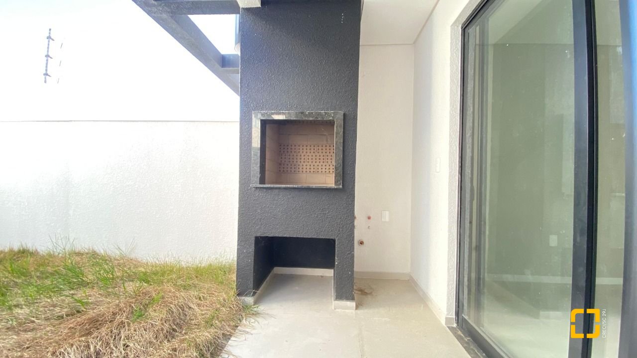 Casa com 100m², 4 quartos (sendo 1 suíte), 1 garagem, no bairro Ingleses em Florianópolis