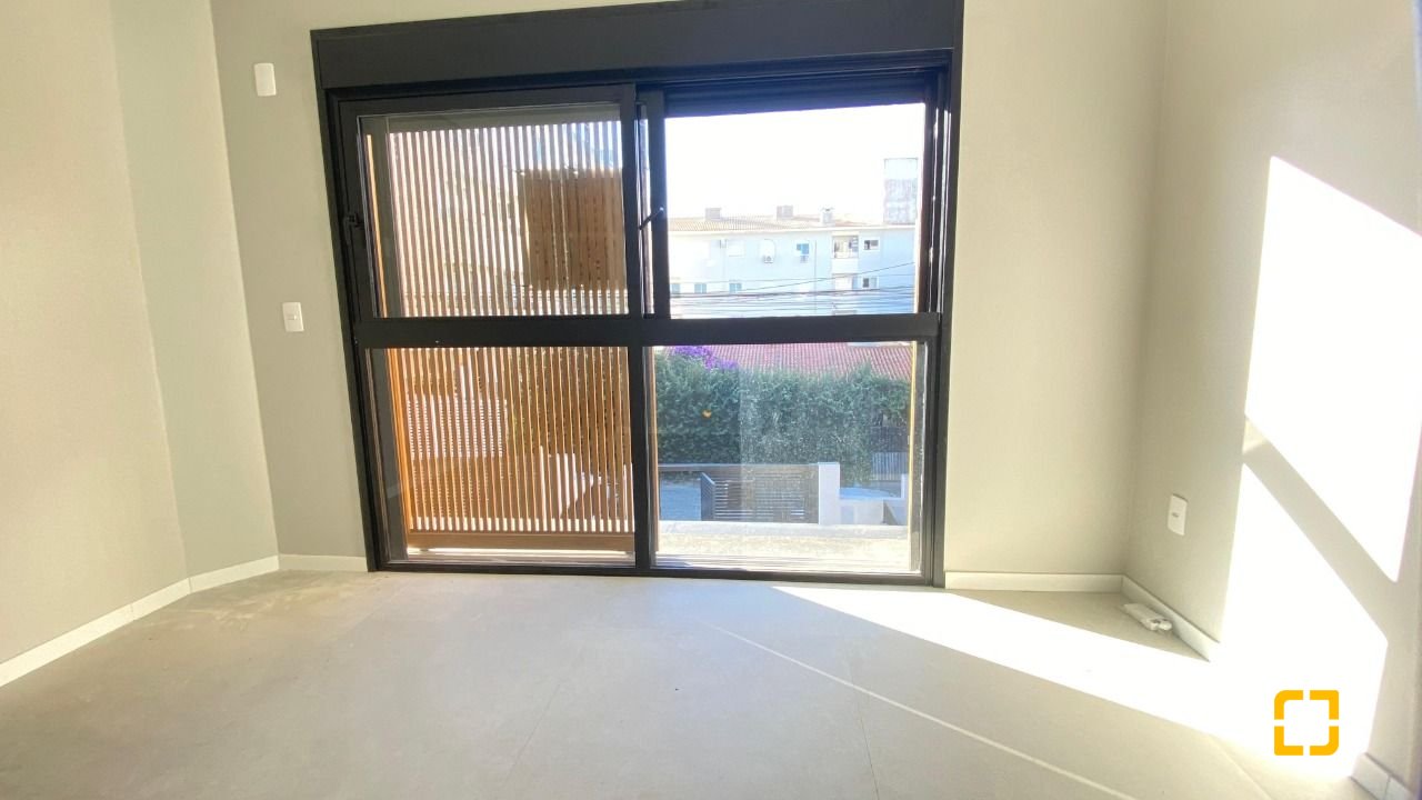 Casa com 100m², 4 quartos (sendo 1 suíte), 1 garagem, no bairro Ingleses em Florianópolis