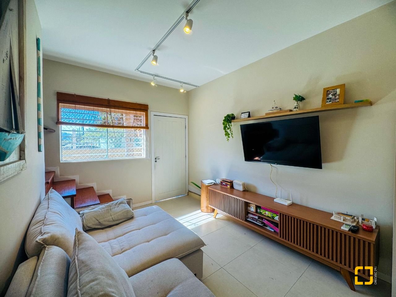 Casa de Condomínio com 66m², 3 quartos, 1 garagem, no bairro Ribeirão da Ilha em Florianópolis