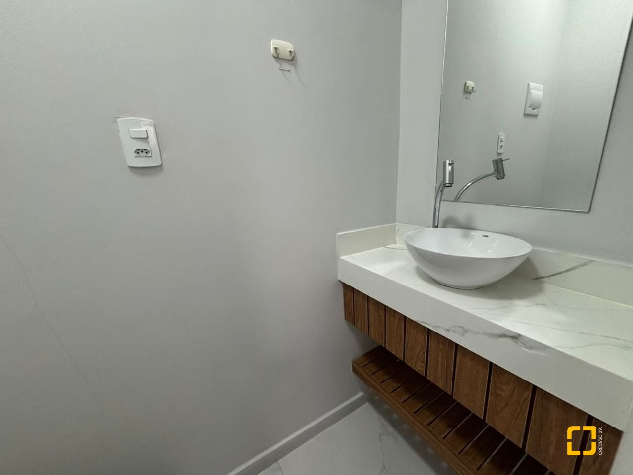 Casa com 110m², 4 quartos (sendo 1 suíte), 2 garagens, no bairro Ingleses em Florianópolis