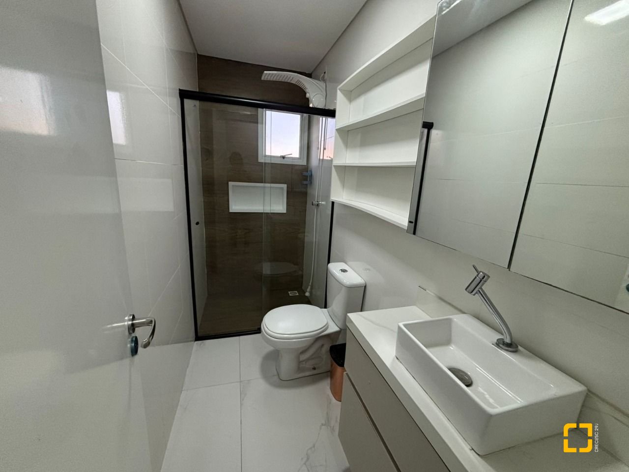 Casa com 110m², 4 quartos (sendo 1 suíte), 2 garagens, no bairro Ingleses em Florianópolis