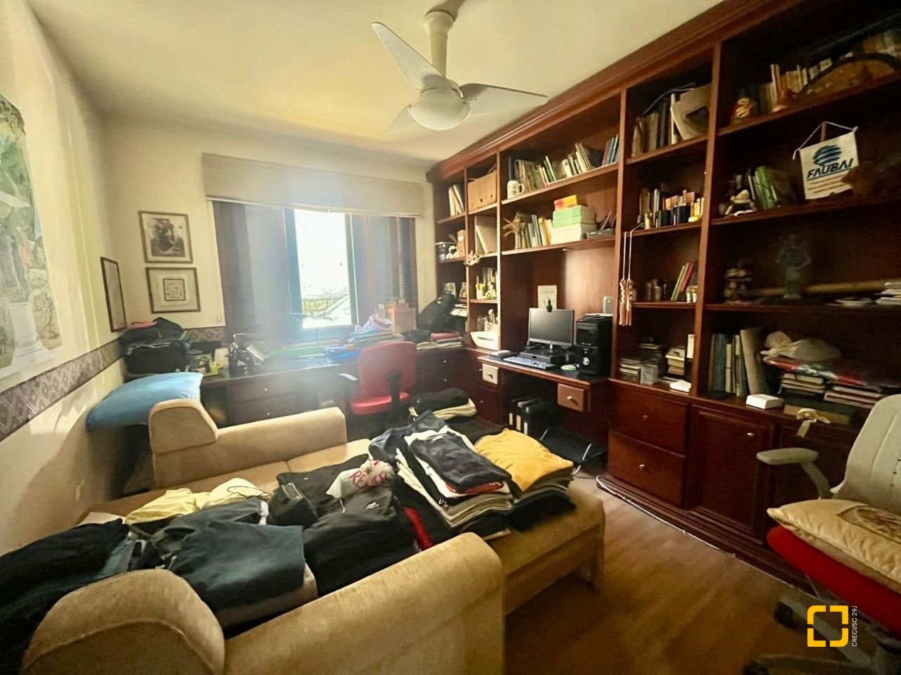 Casa com 392m², 4 quartos (sendo 1 suíte), 4 garagens, no bairro Lagoa da Conceição em Florianópolis