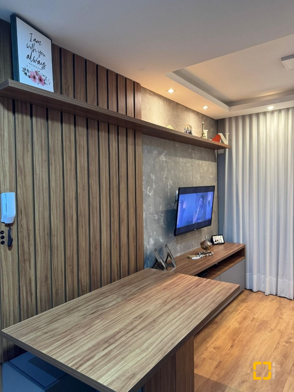 Apartamento com 49m², 2 quartos, 1 garagem, no bairro Praia de Fora em Palhoça